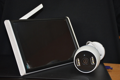 Комплект видеонаблюдения Wi-Fi XM-602(10.1)-2-4 IP камеры 2MP